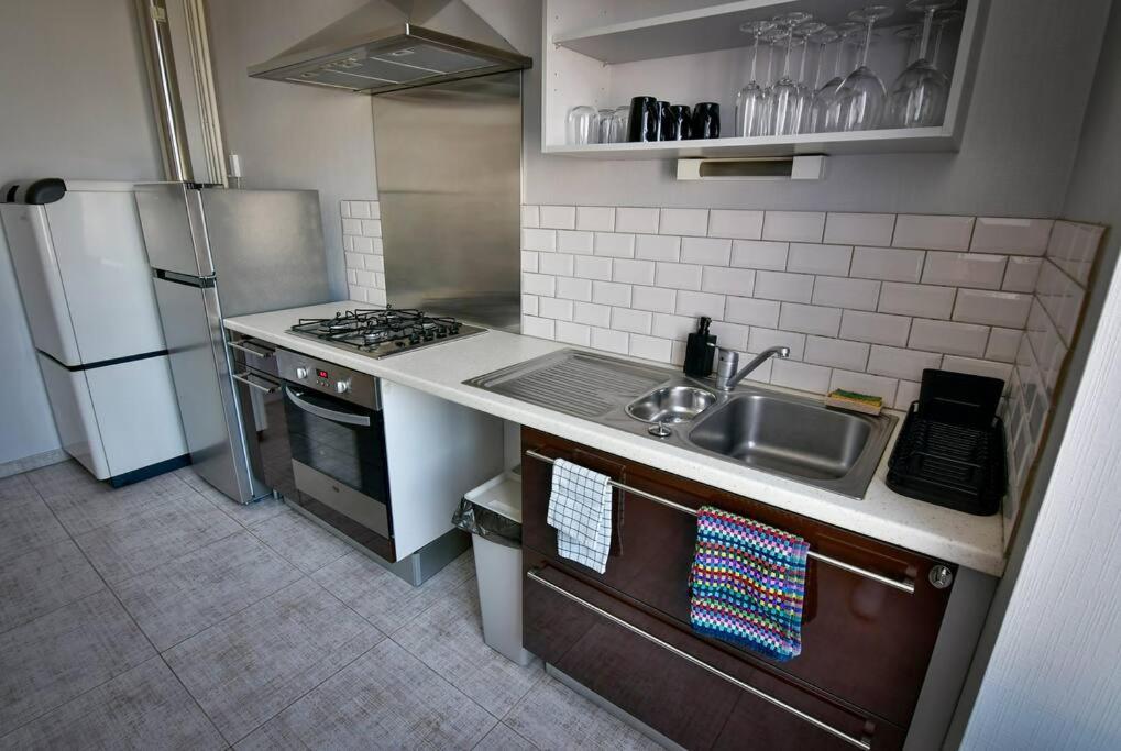 Grand Appartement De Haut Standing En Centre-Ville Montluçon Extérieur photo